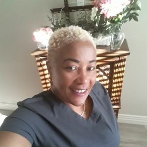 Meet your Posher, Carol